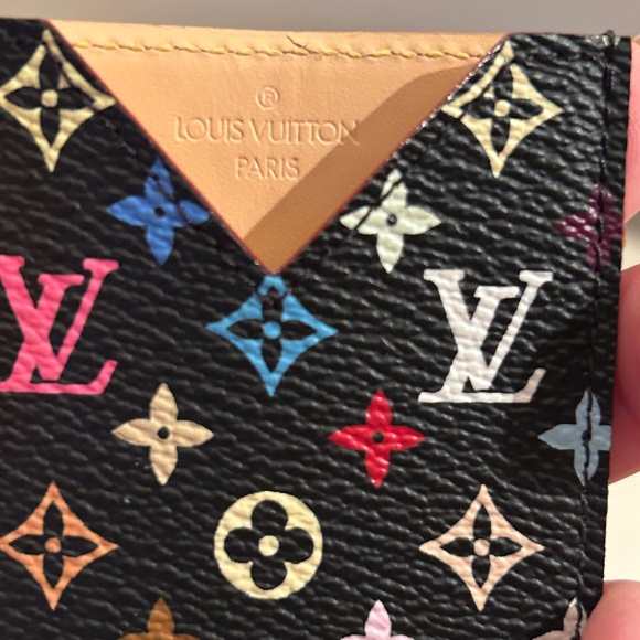 PRISTINE LV x TM  MURAKAMI card holder/mirror/bow in Noir - Picture 4 of 14